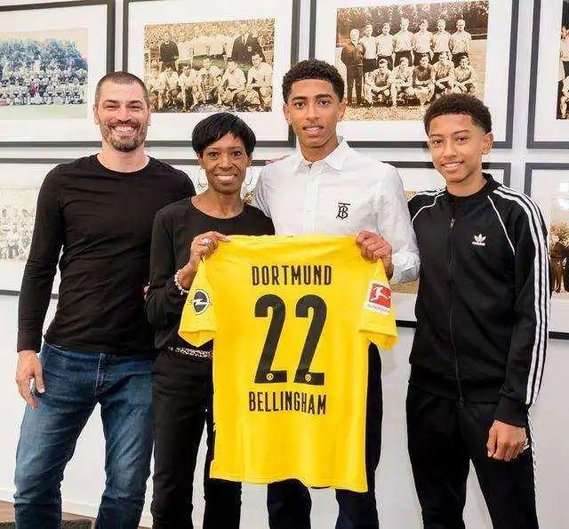 献给了一个 献给了一个