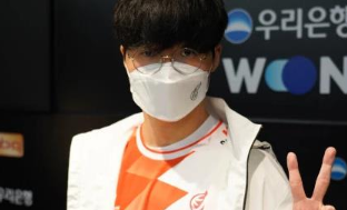 在这样的背 在这样的背