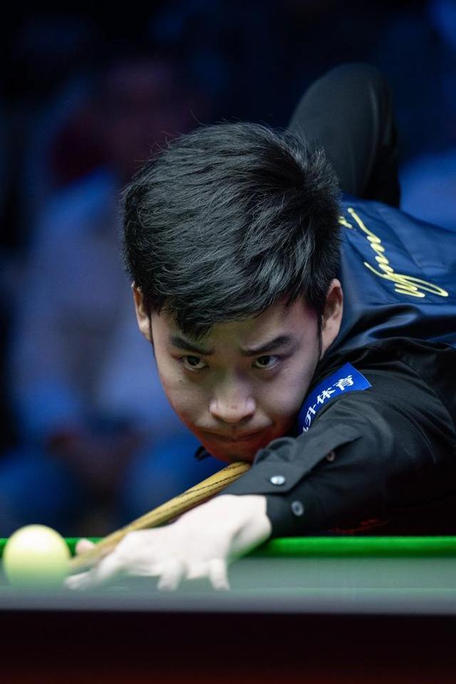 运动场上的 运动场上的